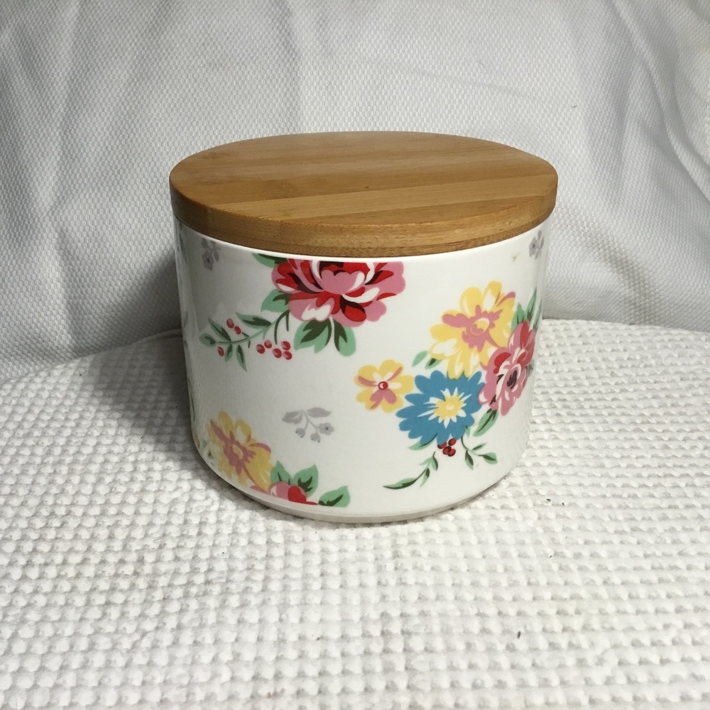 Gracie China By Coastline Imports ~ Floral Kitchen Canister With Wooden Lid